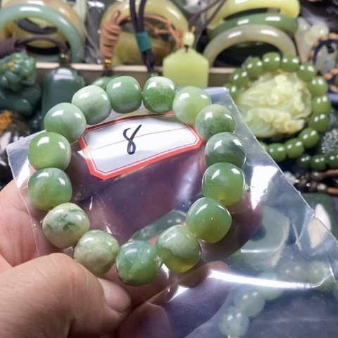 未镶嵌蛇纹石玉手链