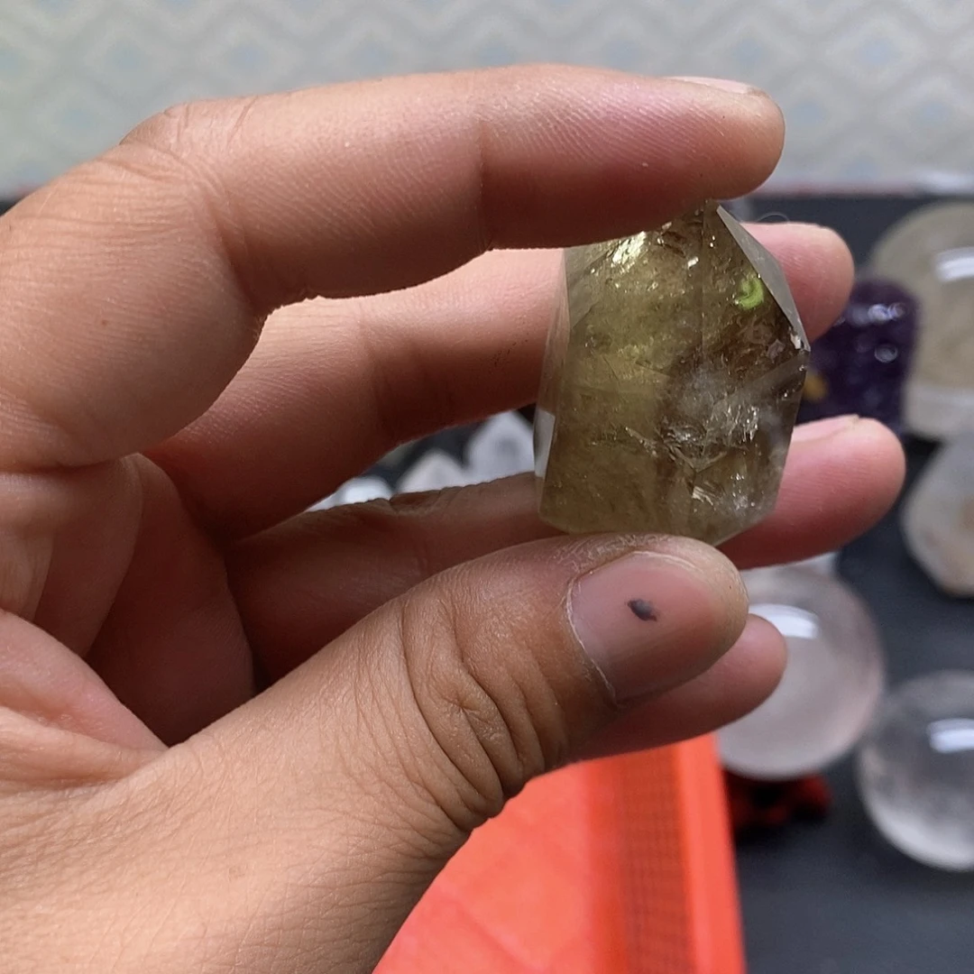 未镶嵌颈饰水晶水晶石52