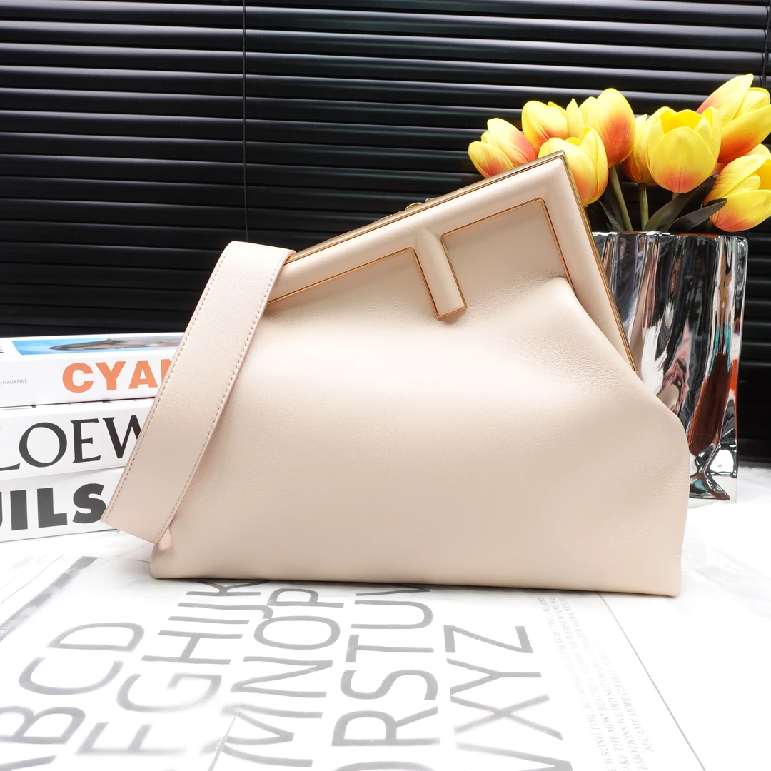 95新 FENDI/芬迪 单肩包/T10186234