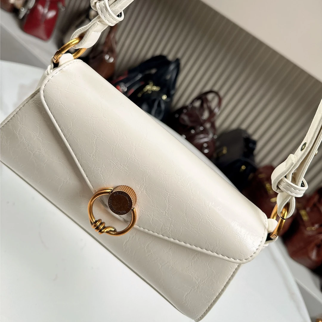 法式白色轻奢小众高级质感腋下包