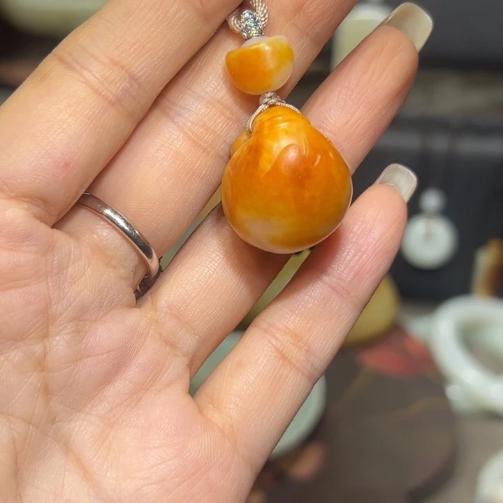 颈饰未镶嵌和田玉轩**帝