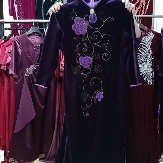 紫色金丝绒长款重工加绒加厚旗袍2xl125斤左右