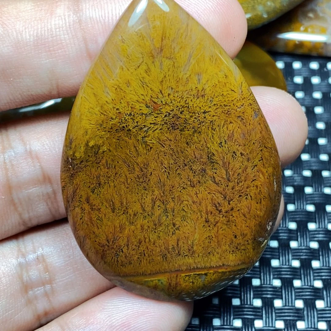 未镶嵌颈饰玛瑙/玉髓开**流