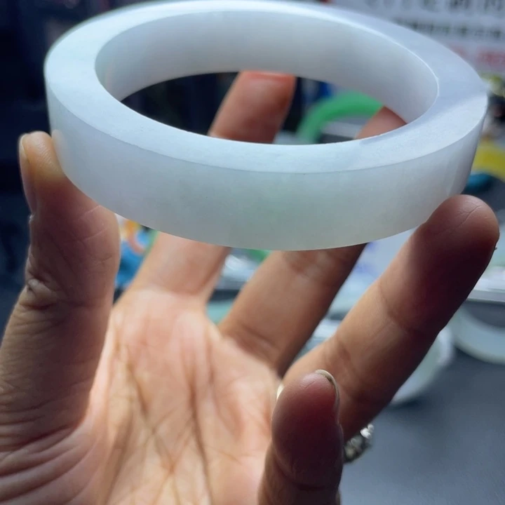 8***父定制翡翠未镶嵌正装