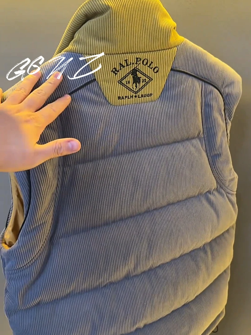 骑马轮镐-欧货2025秋冬新品马甲轻奢高端显瘦减龄时尚无袖上衣潮