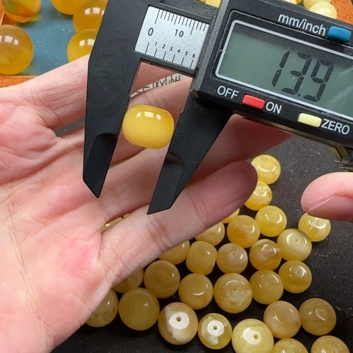 蜜蜡未镶嵌珠宝奇石天然488