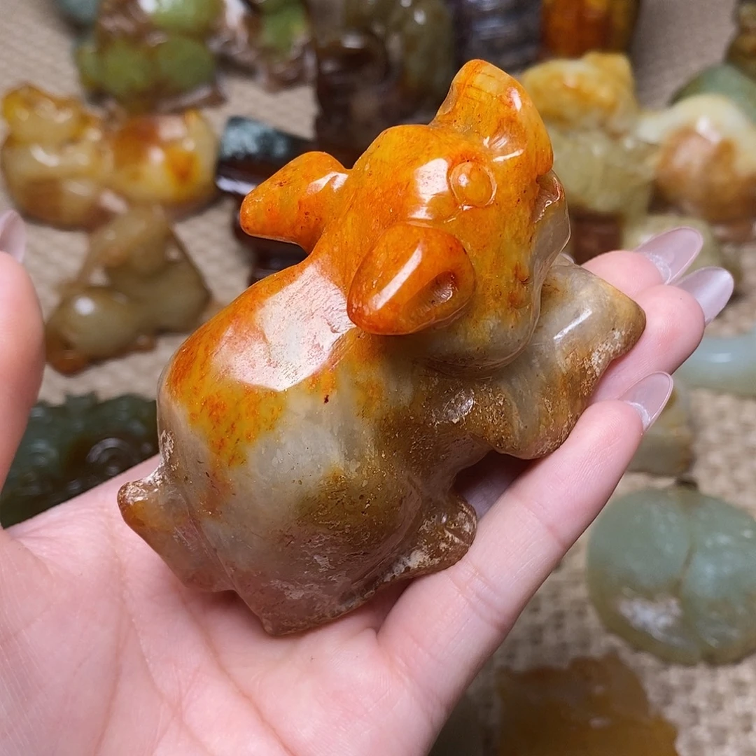 未镶嵌蛇纹石玉颈饰