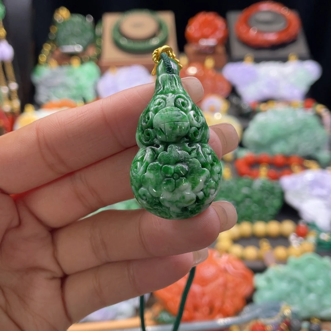 翡翠颈饰未镶嵌代编织