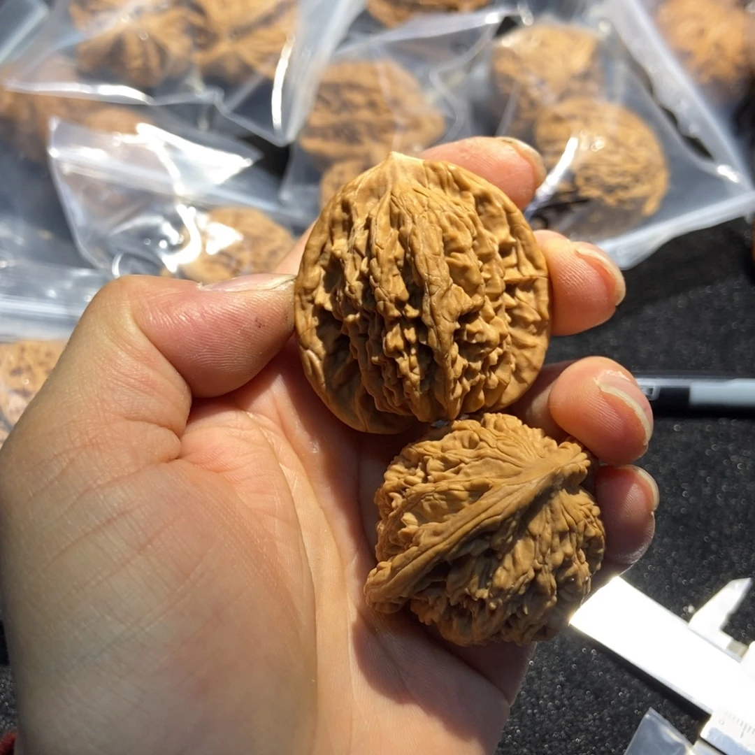 吊坠文玩核桃虎头山地果子50