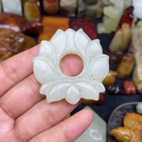 蛇纹石玉未镶嵌颈饰58