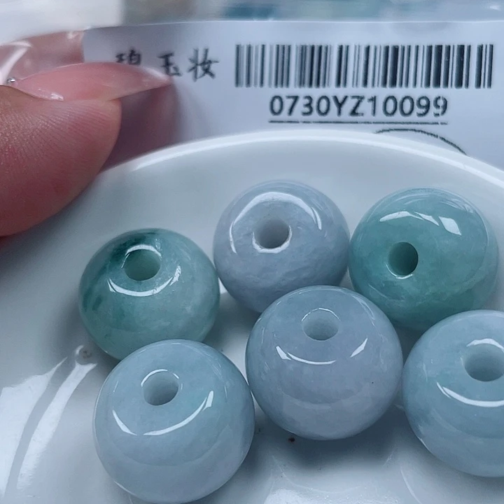 翡翠足银镀金镶嵌吊坠(不含链)