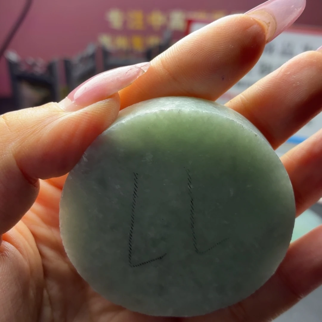 定制翡翠未镶嵌缅A翡翠多样性发一