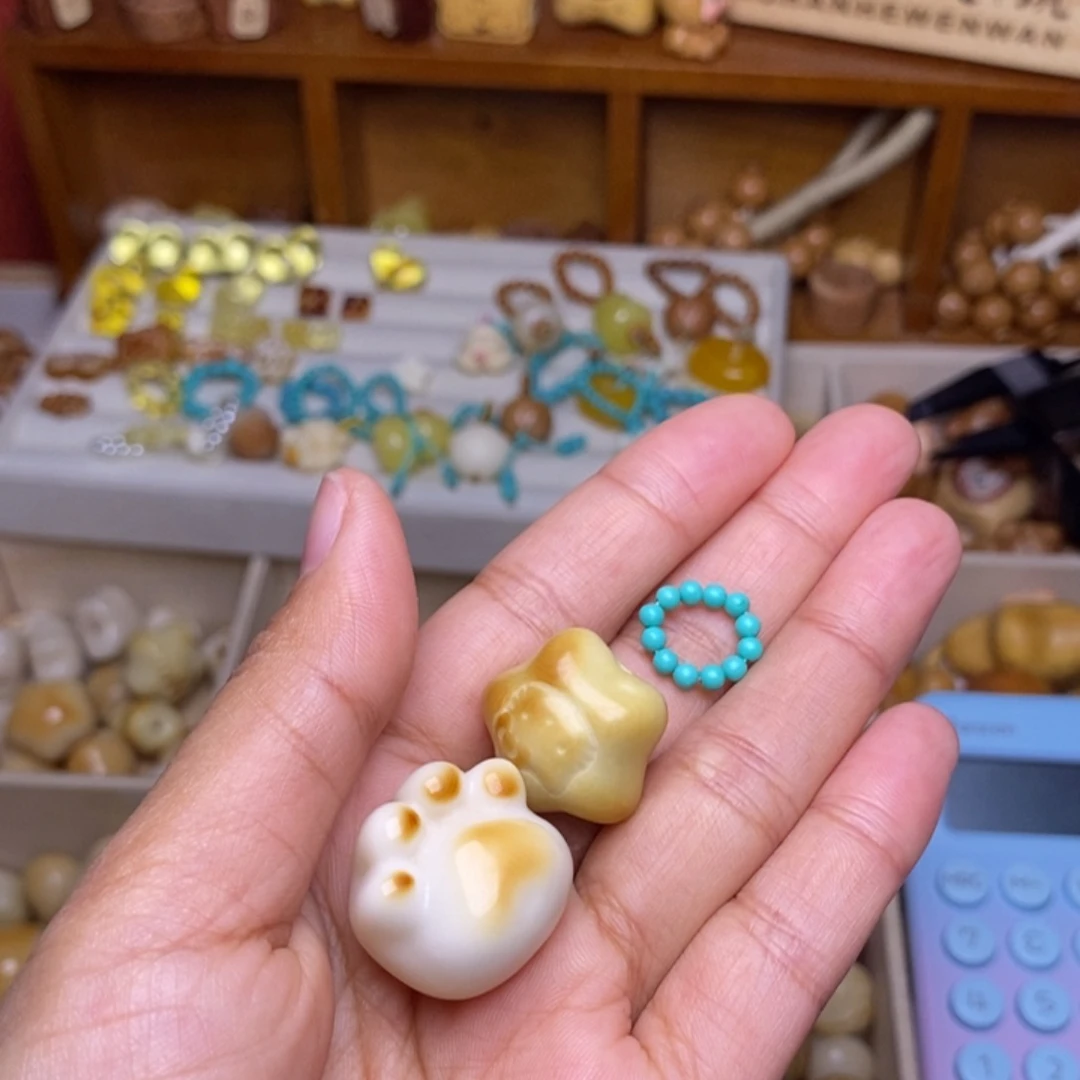 小****猴头核桃吊坠猫爪星星绿卡