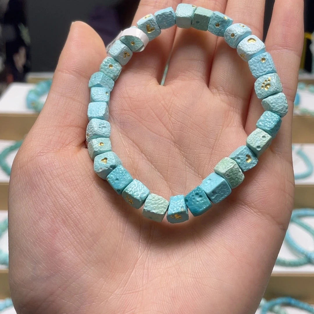 绿松石未镶嵌珠宝奇石49