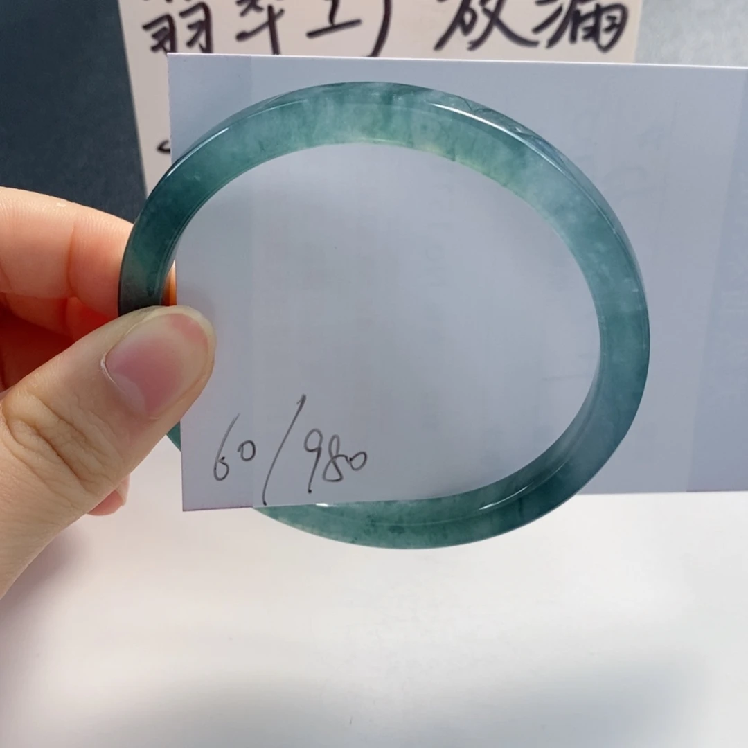 未镶嵌手镯翡翠天然翡翠