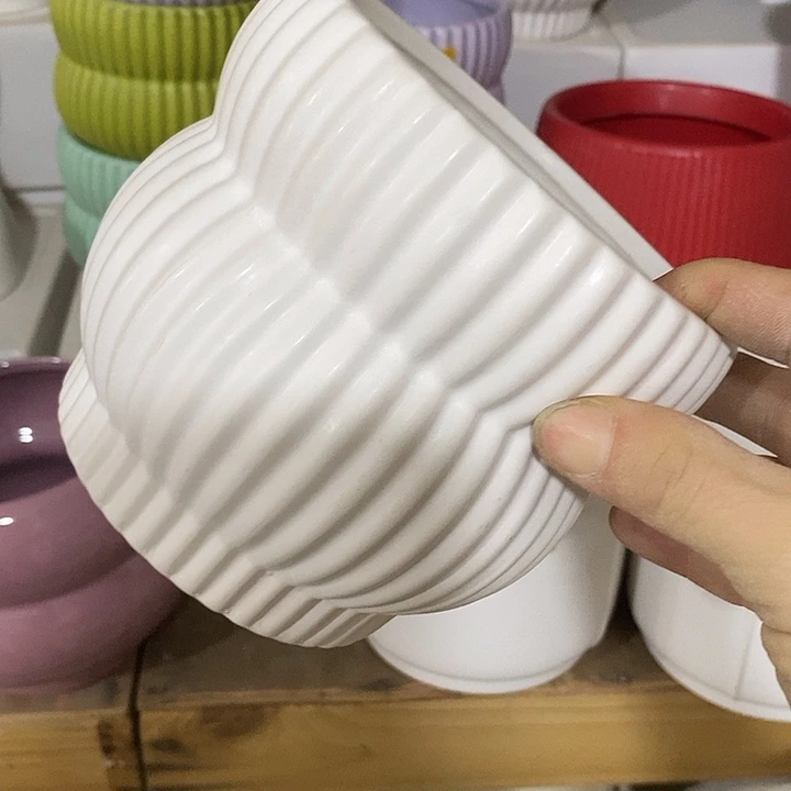 摆件陶陶盆有孔 瑕疵介意勿拍