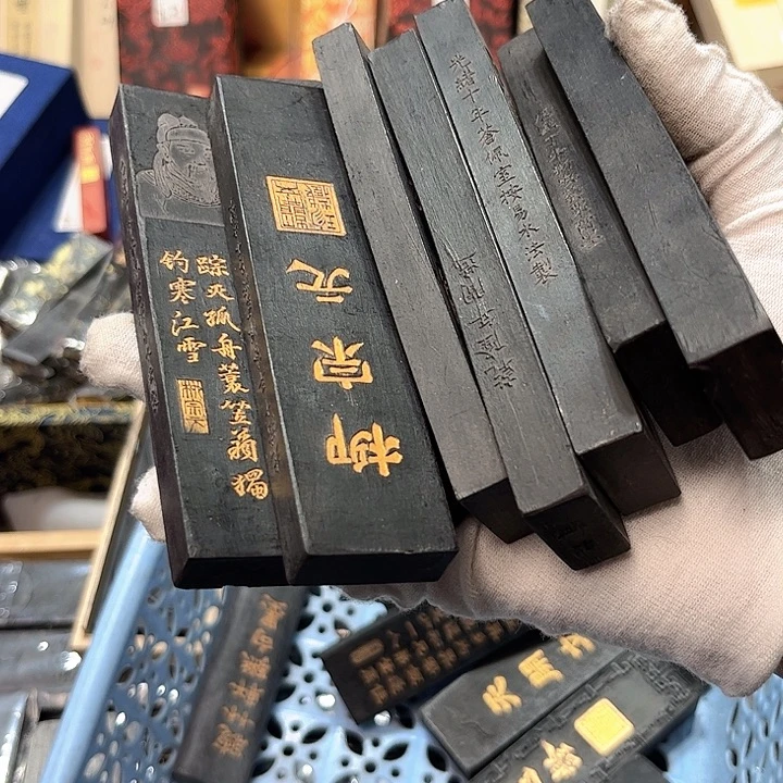 8个哈哈哈哈哈哈哈
