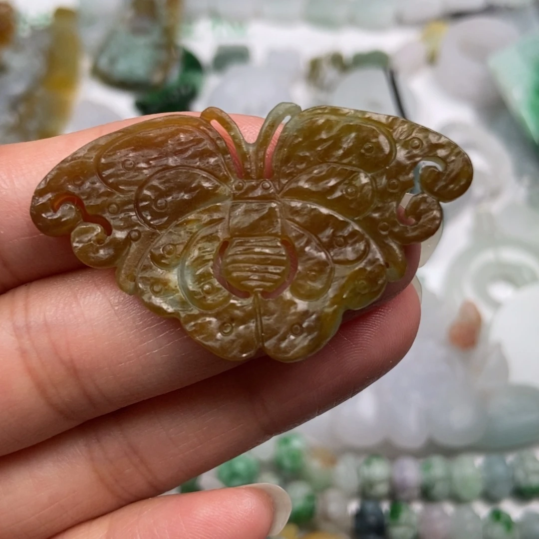 定制翡翠未镶嵌翡翠