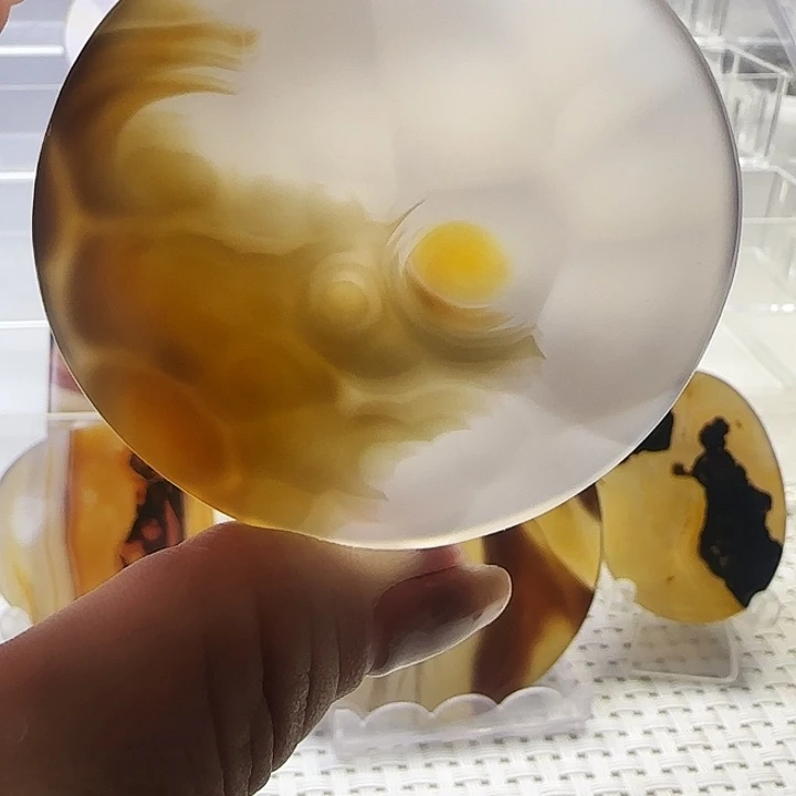 玛瑙/玉髓未镶嵌珠宝奇石