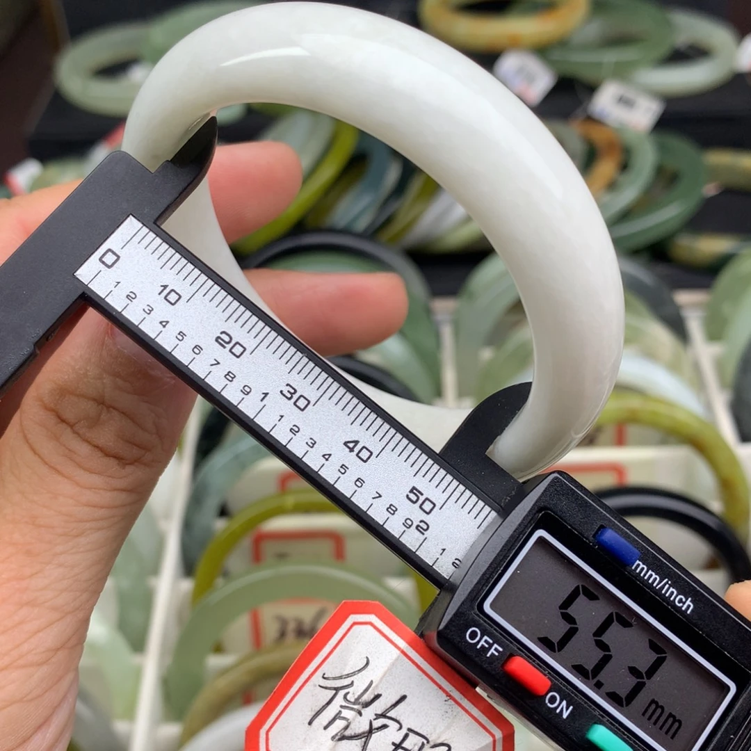 未镶嵌蛇纹石玉手镯354