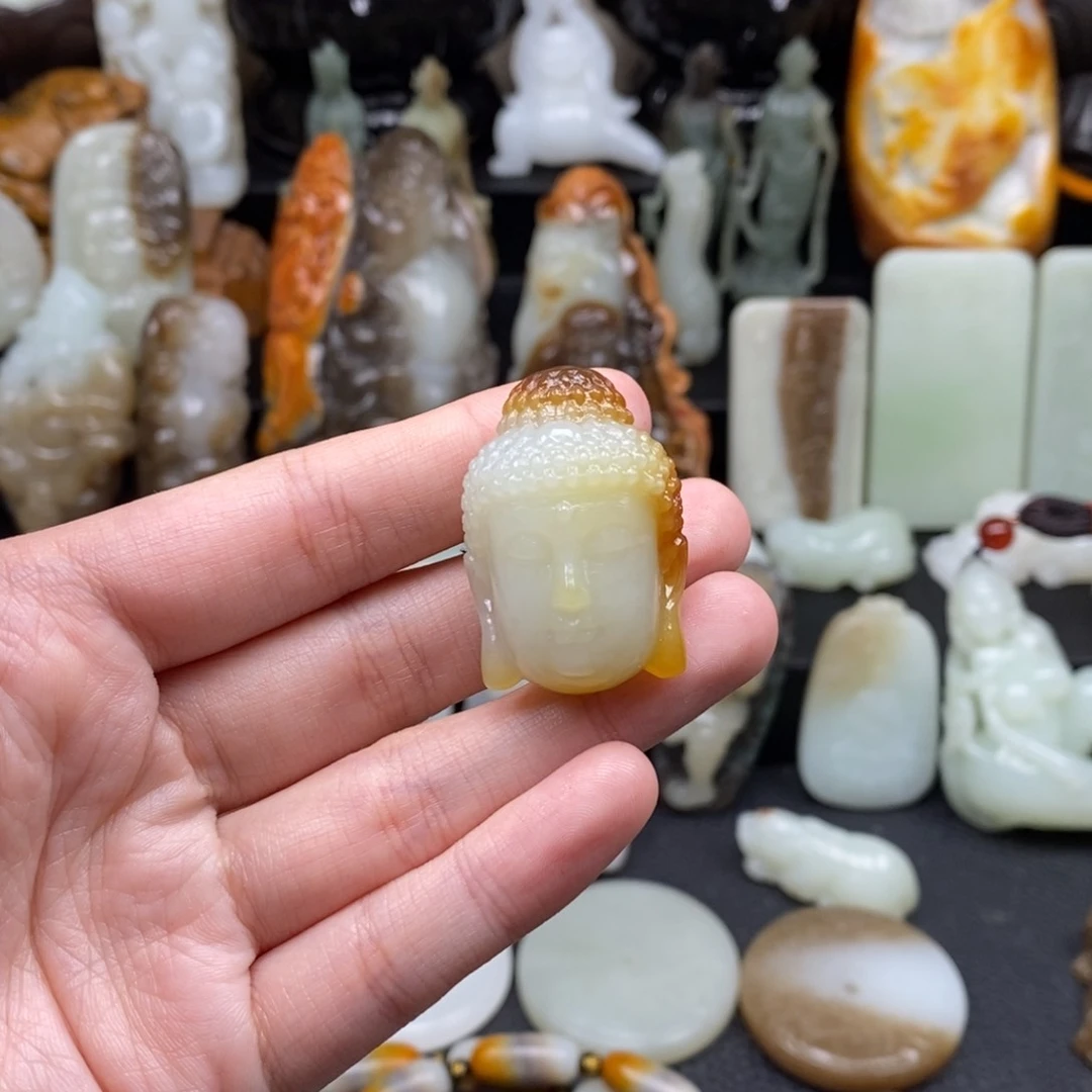 和田玉颈饰未镶嵌西****店