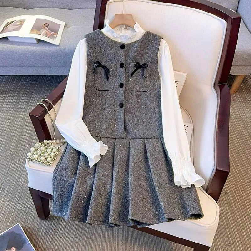 2025新款白色喇叭袖花边领打底衬衫韩系圆领无袖毛呢裙两件套-205