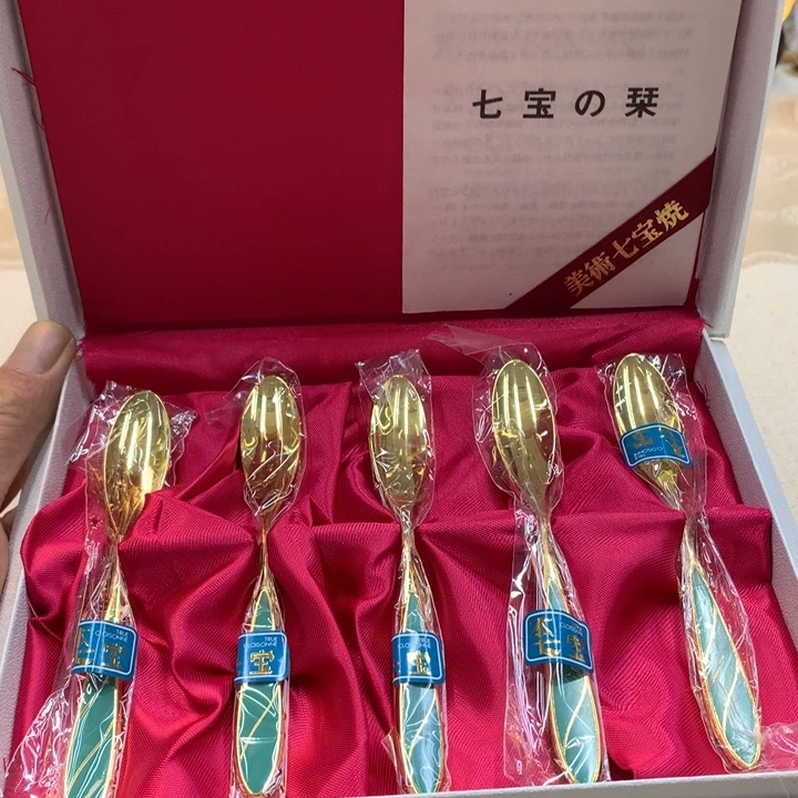 瓷片哈哈哈哈哈哈