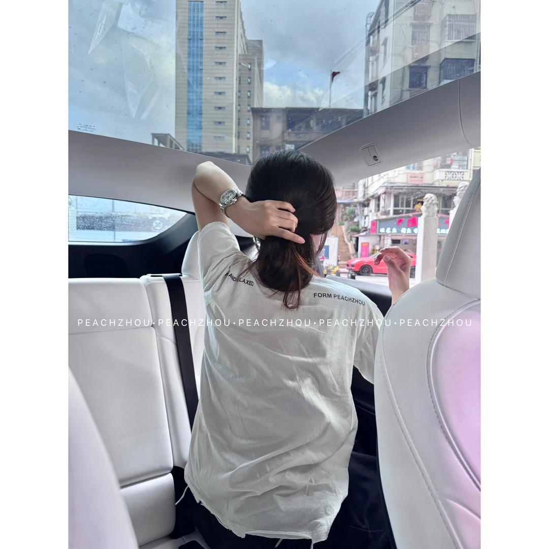 『PEACHZHOU』肩位字母印花磨破宽松圆领短袖简约韩式休闲松弛T恤女