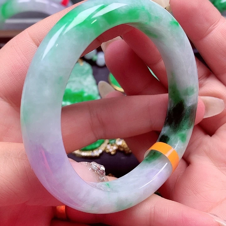 翡翠未镶嵌手镯翡翠手镯
