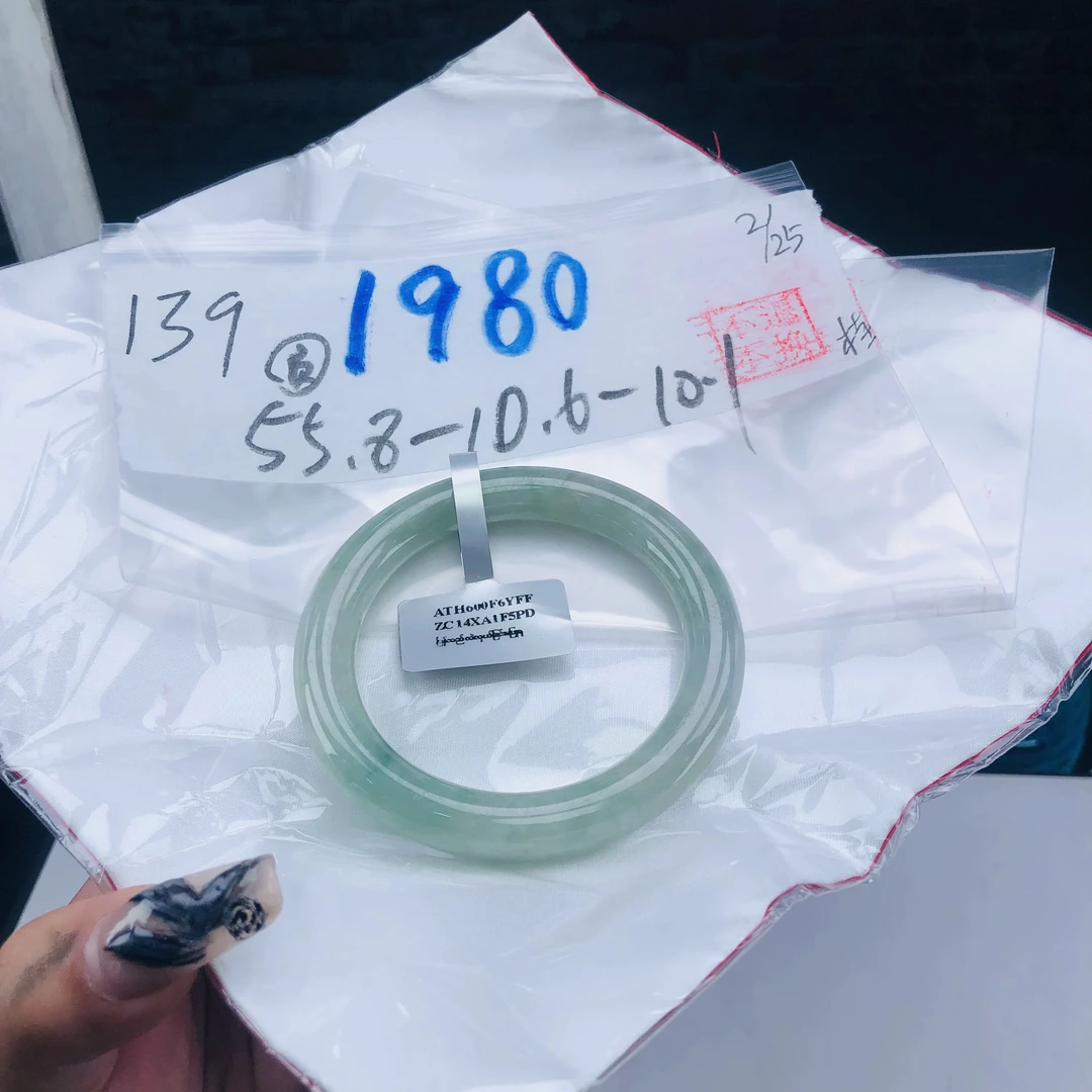 毛货手镯需精细抛光/手镯139
