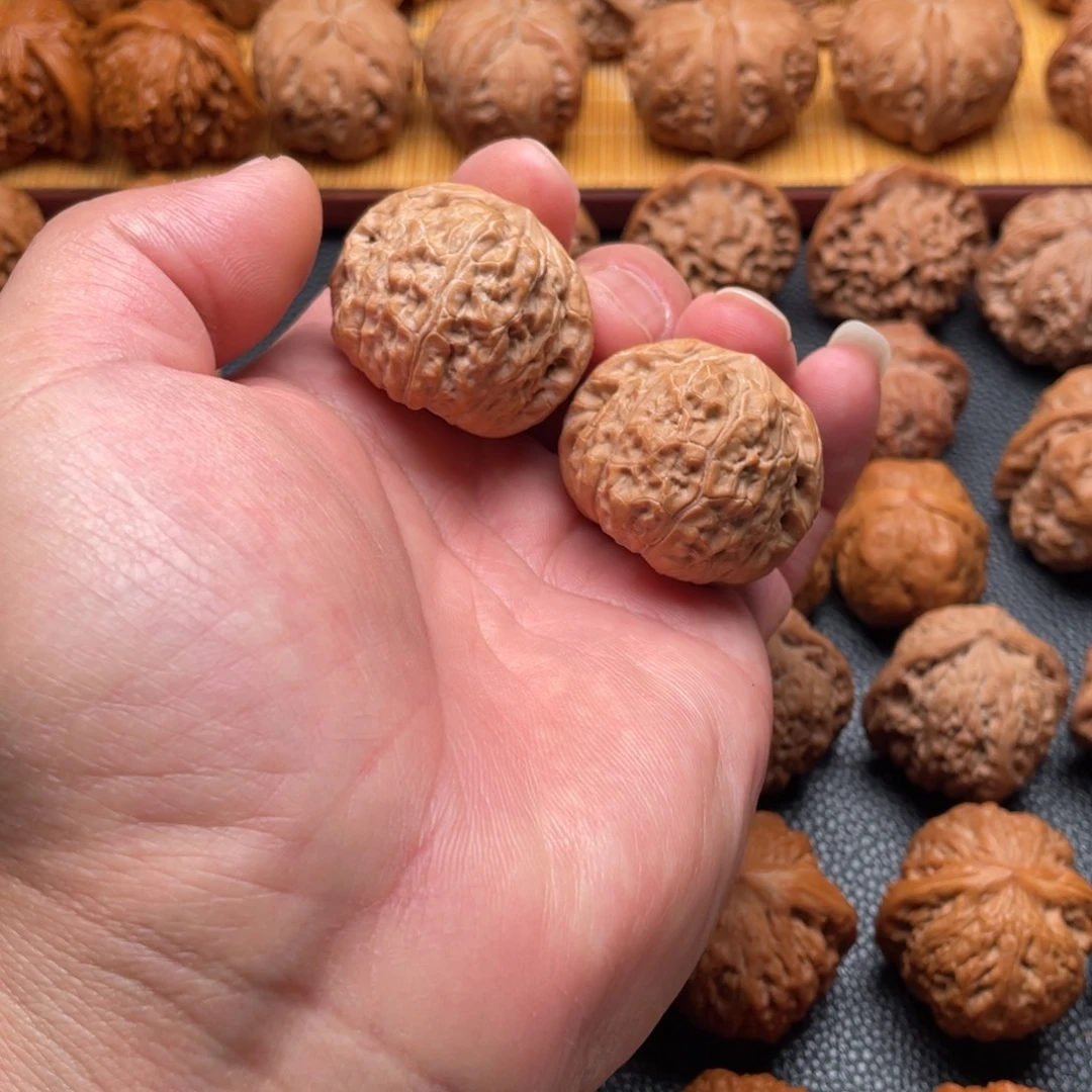 核桃文玩核桃南瓜墩3.7全品