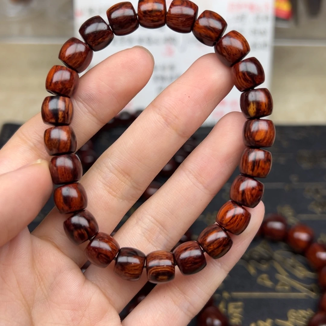 花梨木类其他红降08直切满油单圈（瑕疵）