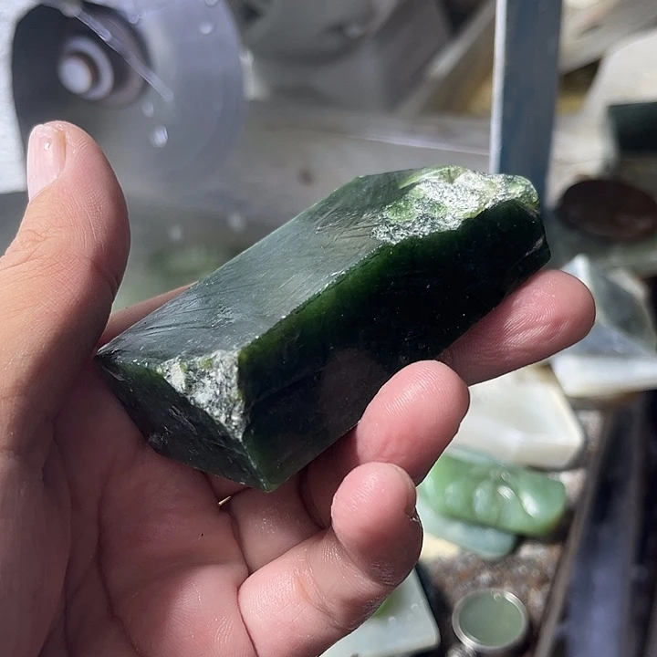 未镶嵌和田玉珠宝半成品