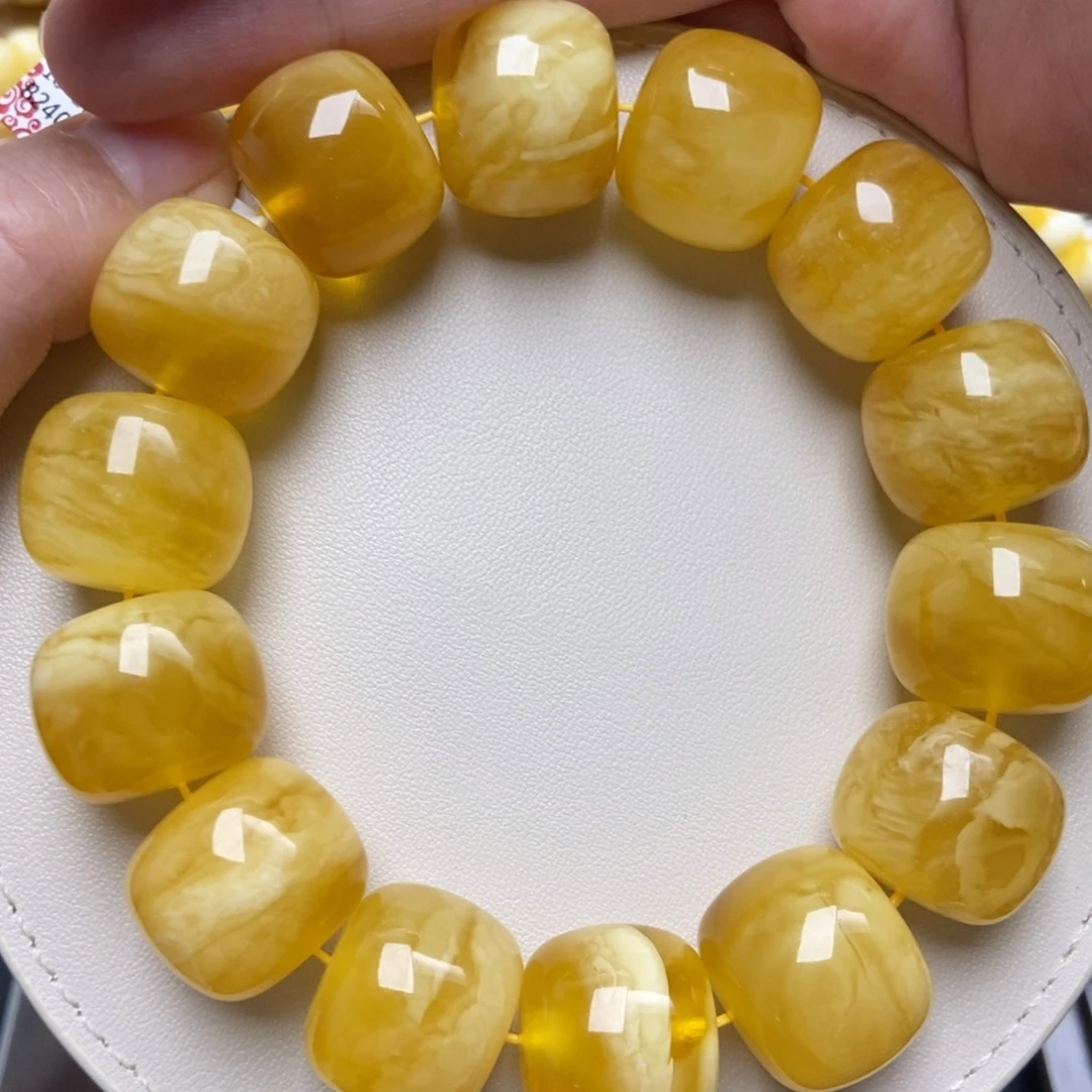 蜜蜡未镶嵌珠宝奇石228