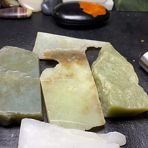和田玉未镶嵌摆件