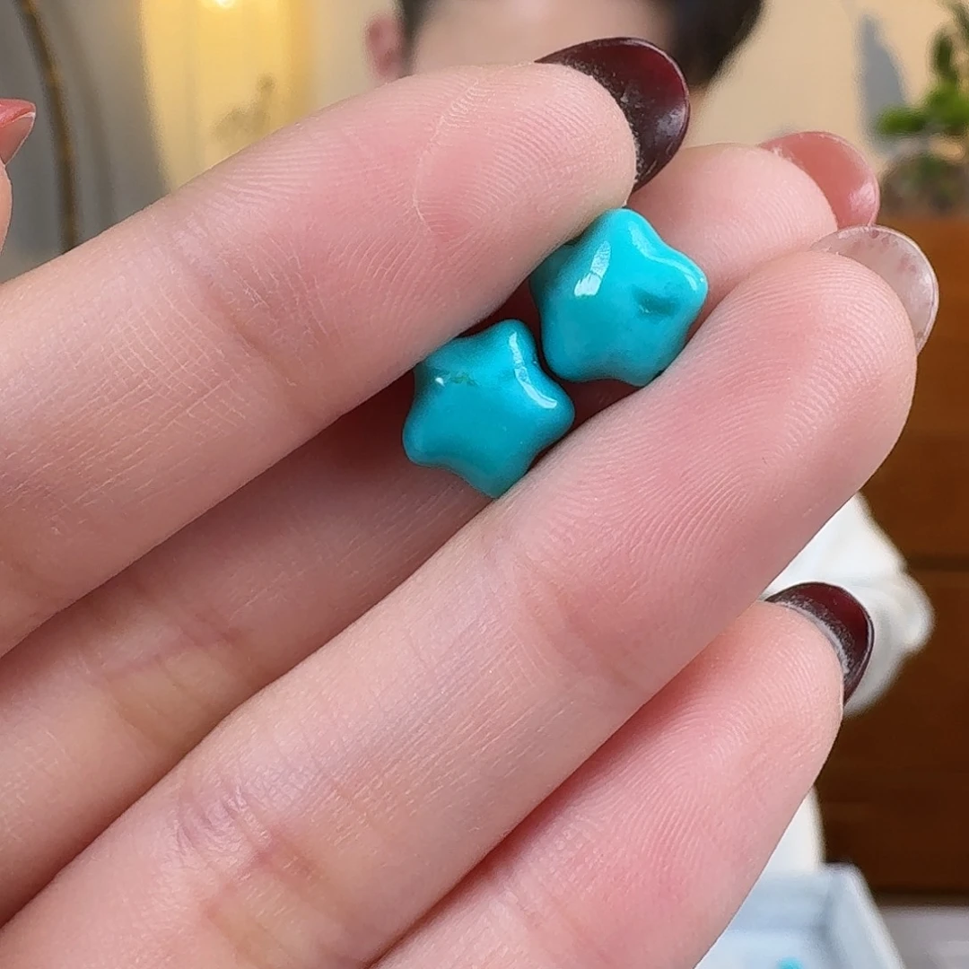 ****高绿松石未镶嵌挂件