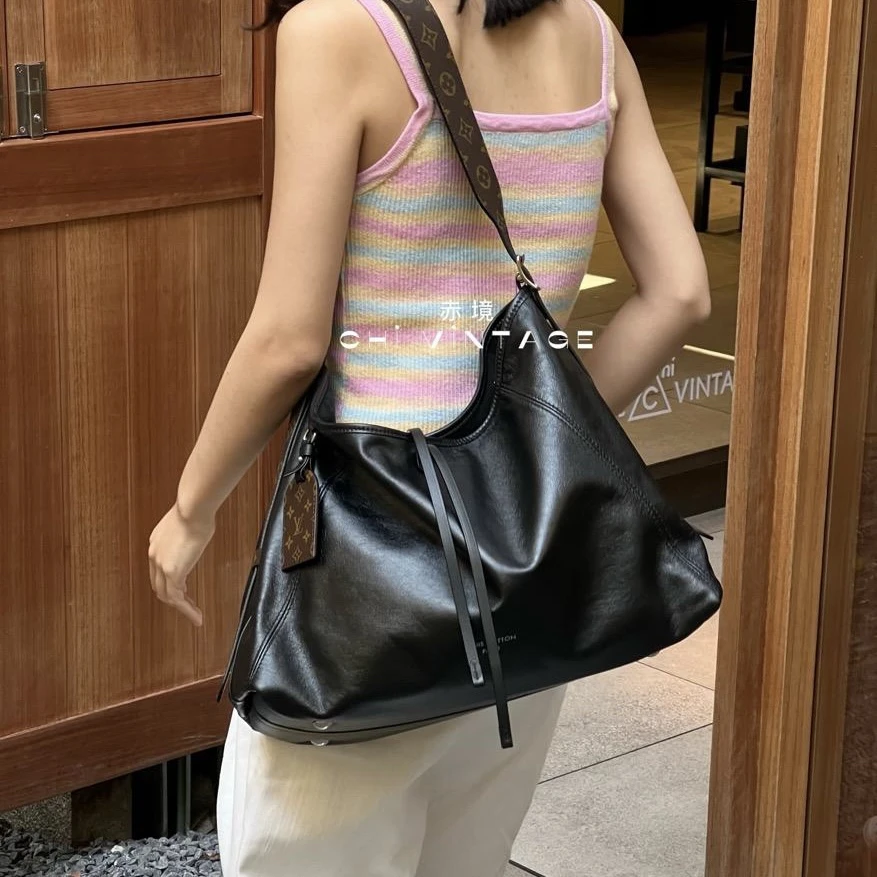 99新 LouisVuitton/路易威登 1629 黑武士carryall斜挎包中号芯片