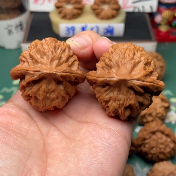 【闪购商品】文玩核桃把件42全品龙鳞