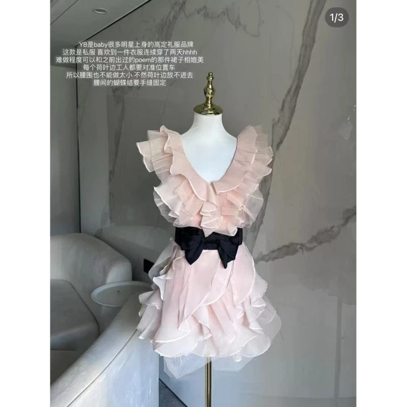 梦梦 MENGMENG｛蓝色妖姬 新款纯欲显瘦显白荷叶边花朵连衣裙套装}