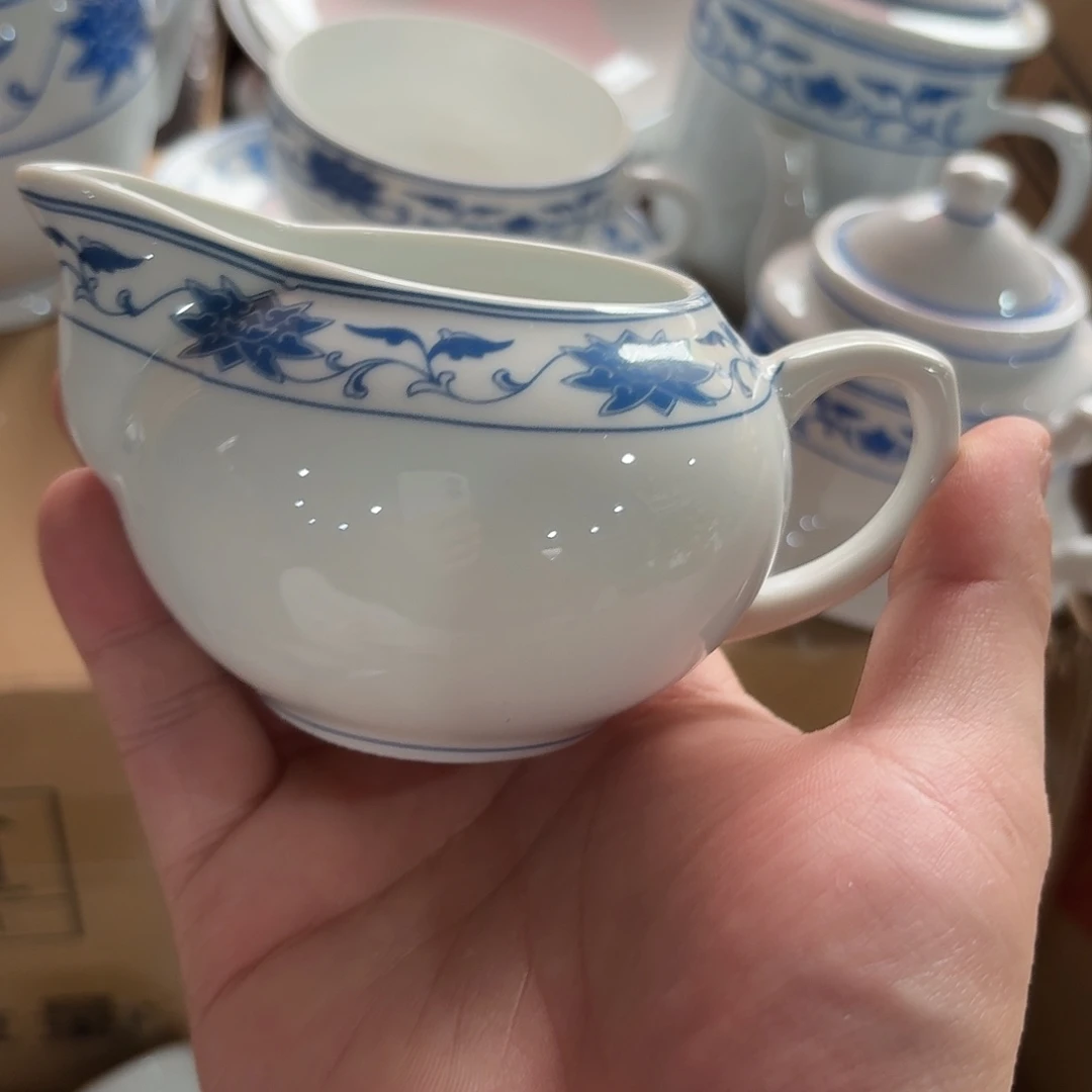 摆件景德镇现代陶瓷用品