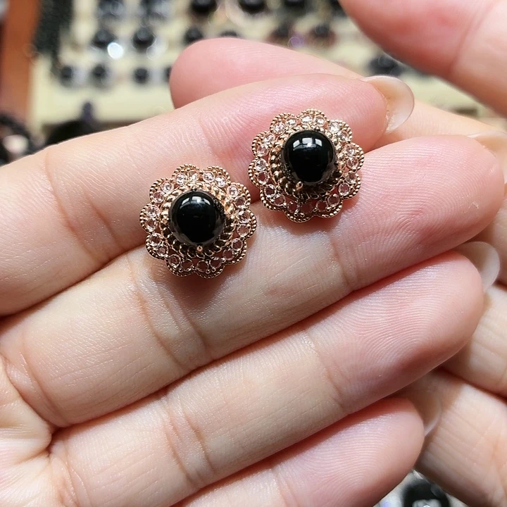 翡翠18K金镶嵌耳饰