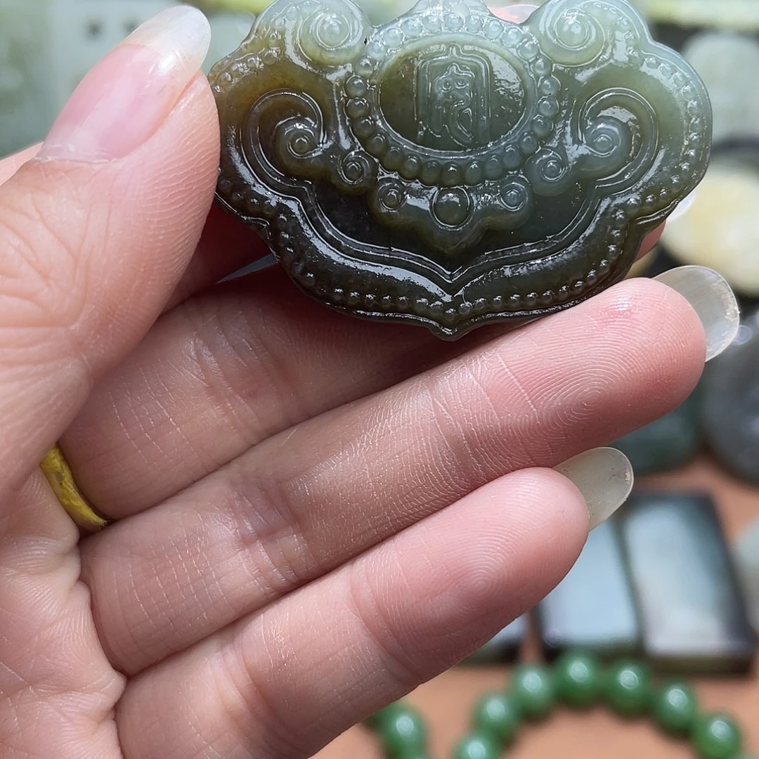 和田玉未镶嵌吊坠(不含链)