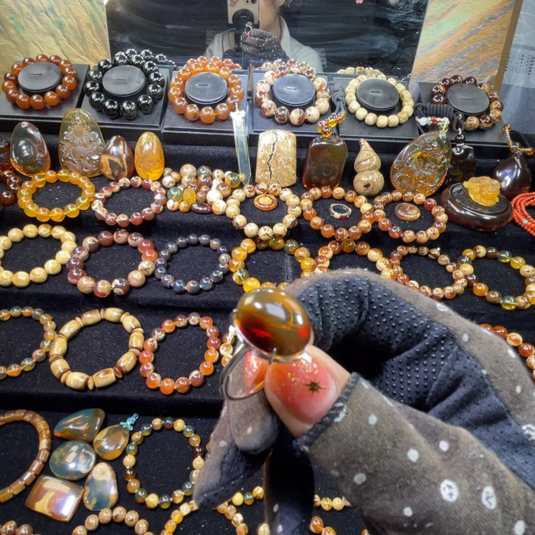 琥珀银S925镶嵌手串蓝血戒指