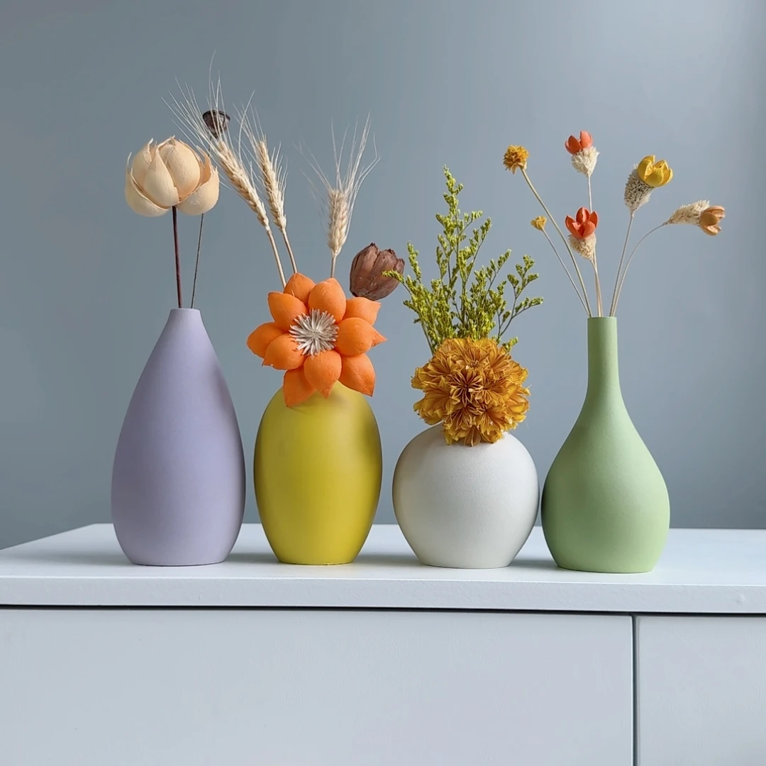 摆件陶瓷小花瓶摆件含花总高约20-30cm