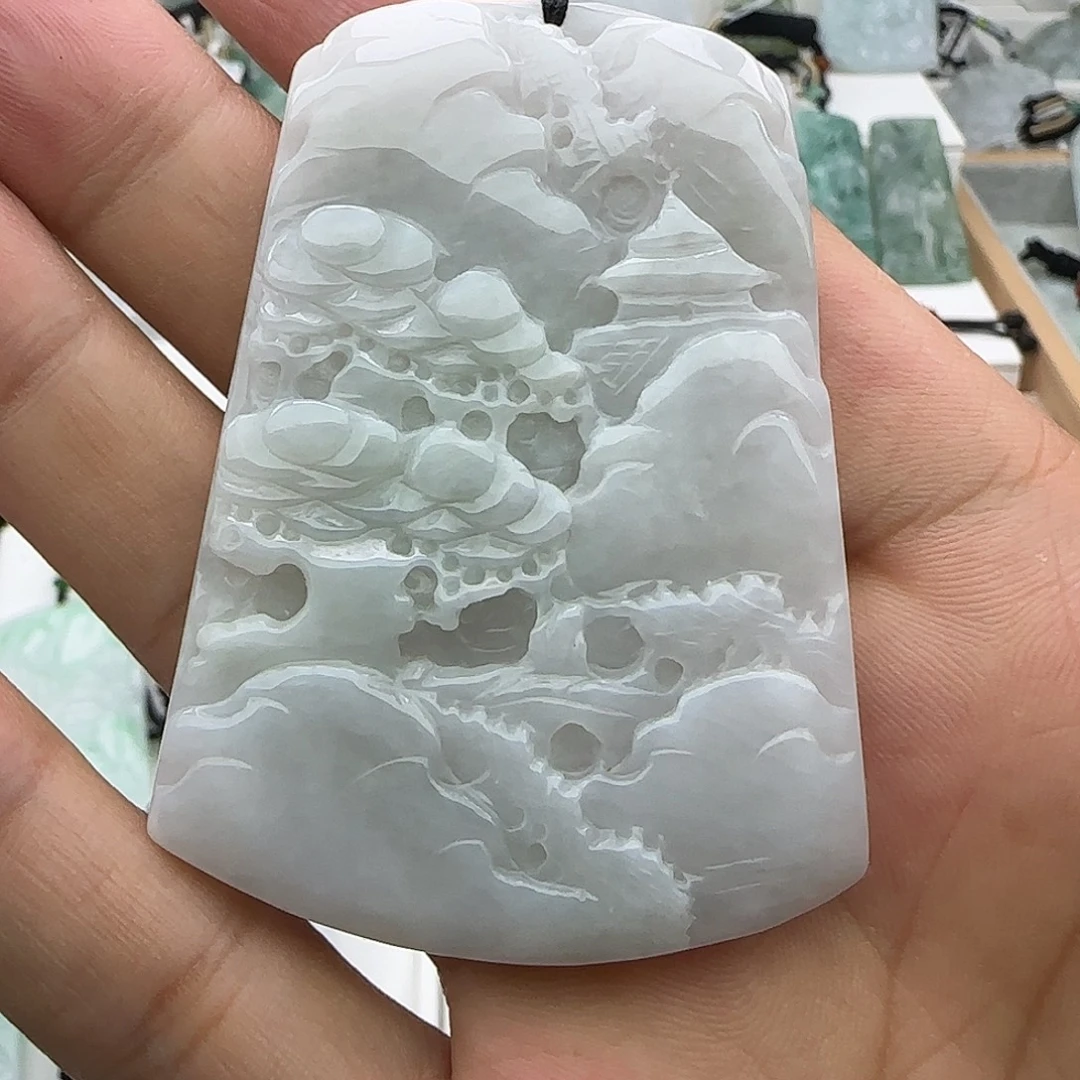 翡翠未镶嵌颈饰翡翠