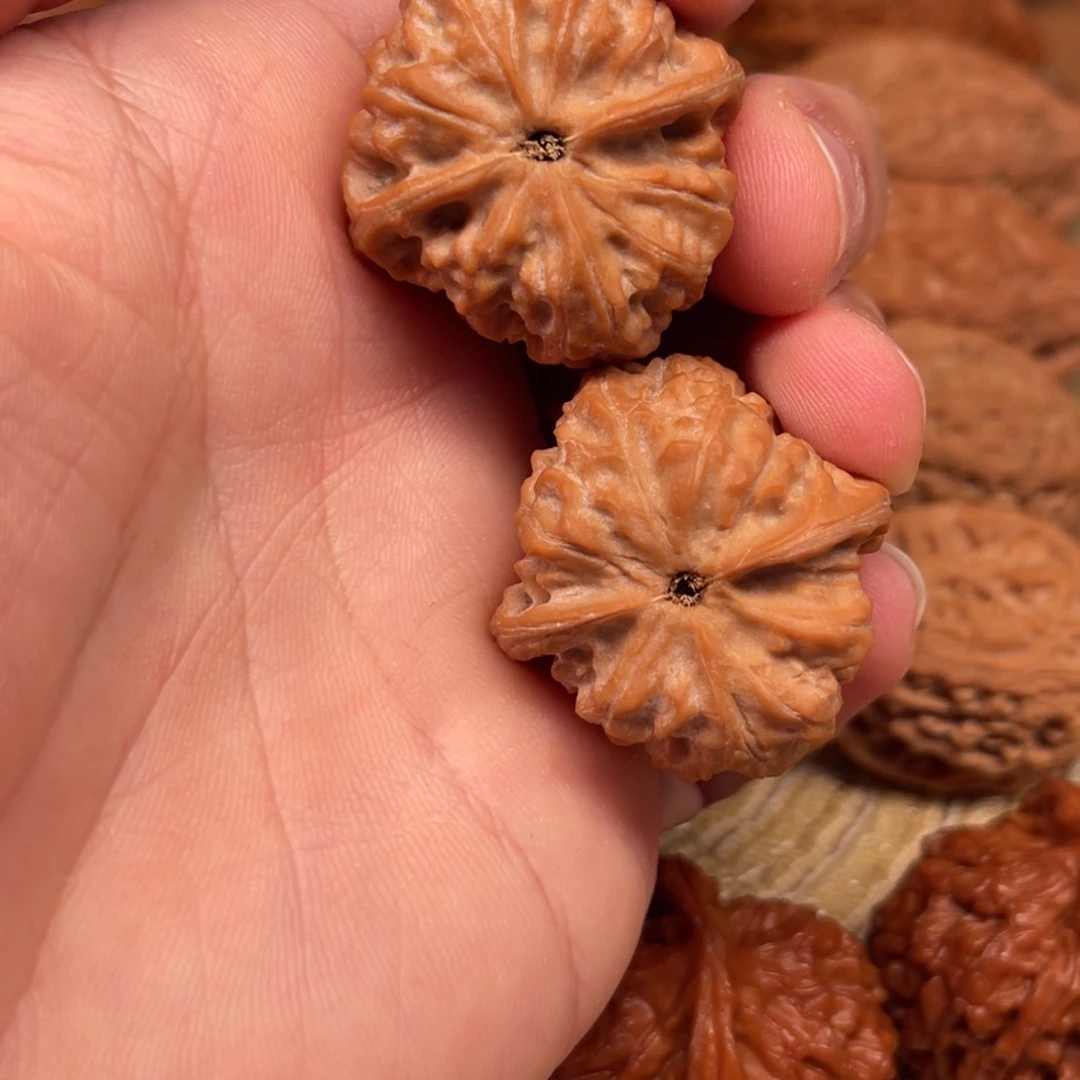 ****²文玩核桃吊坠永丰塔