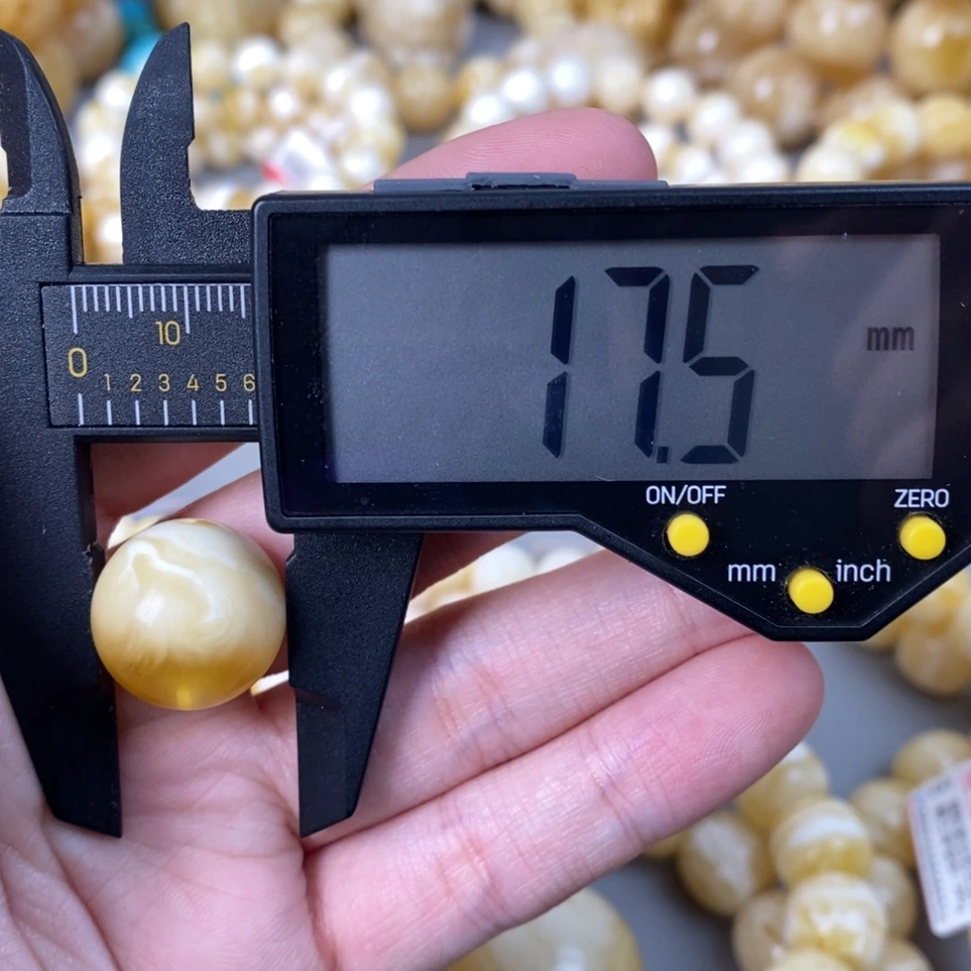 蜜蜡未镶嵌珠宝奇石3.1g