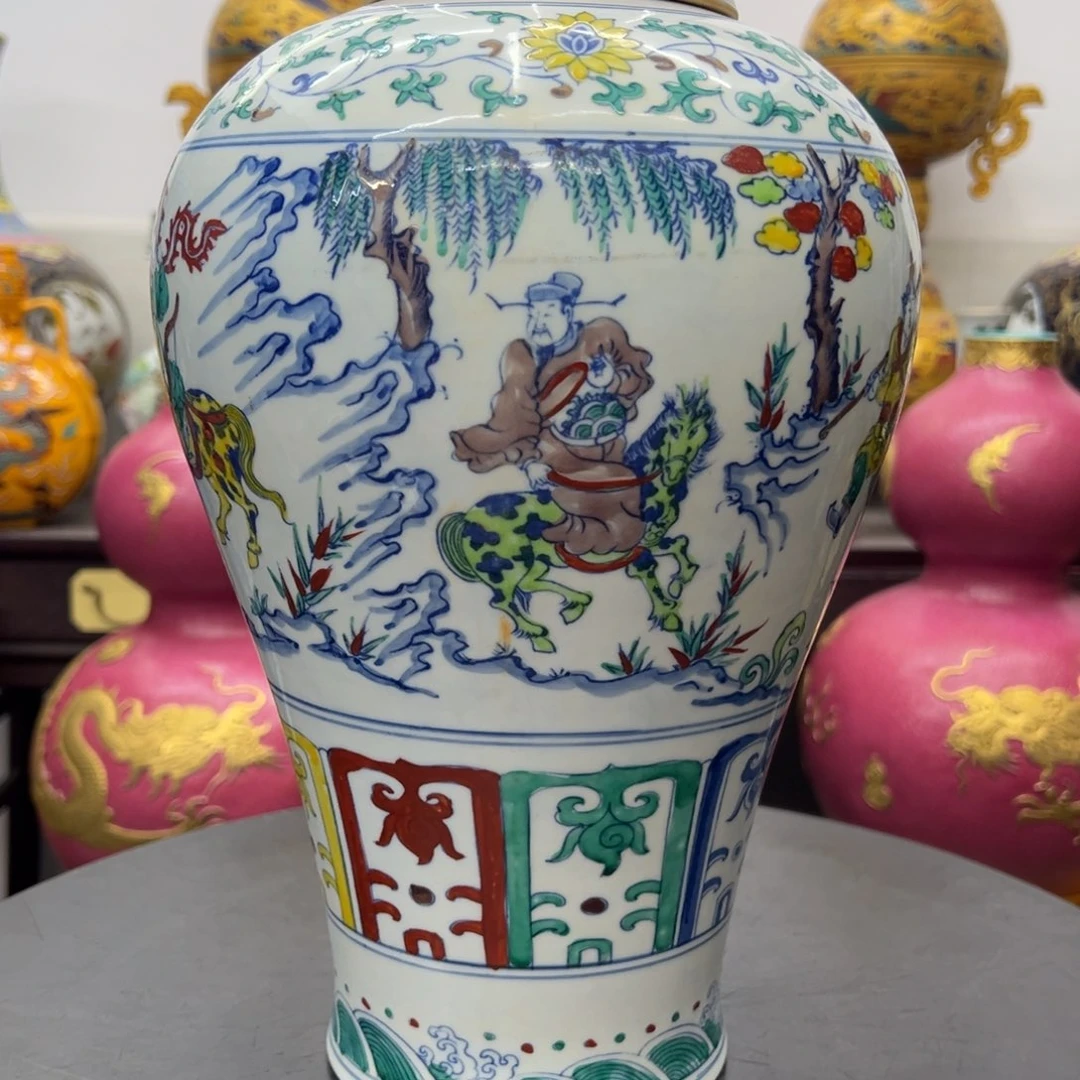 精美陶瓷摆件立件