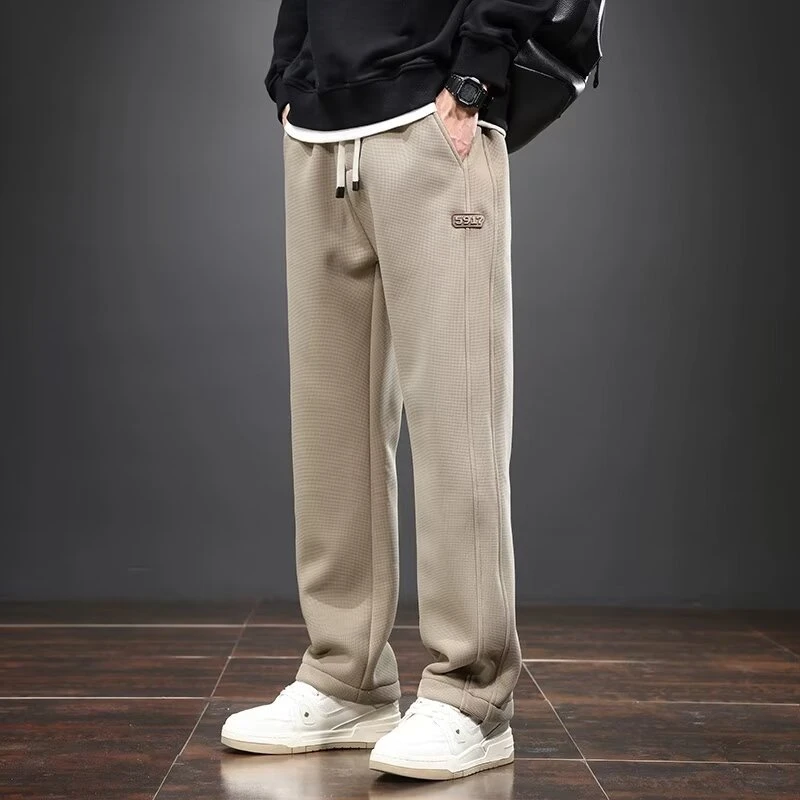 休闲裤子男秋冬款港风潮流宽松大码舒适直筒裤青少年时尚贴标运动