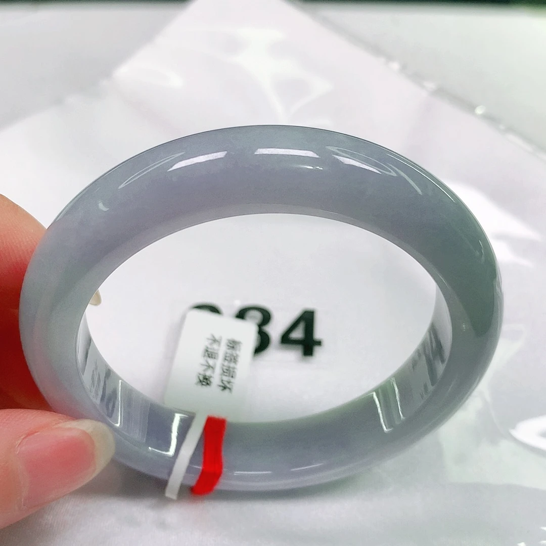 翡翠手镯未镶嵌32 号翡翠手镯